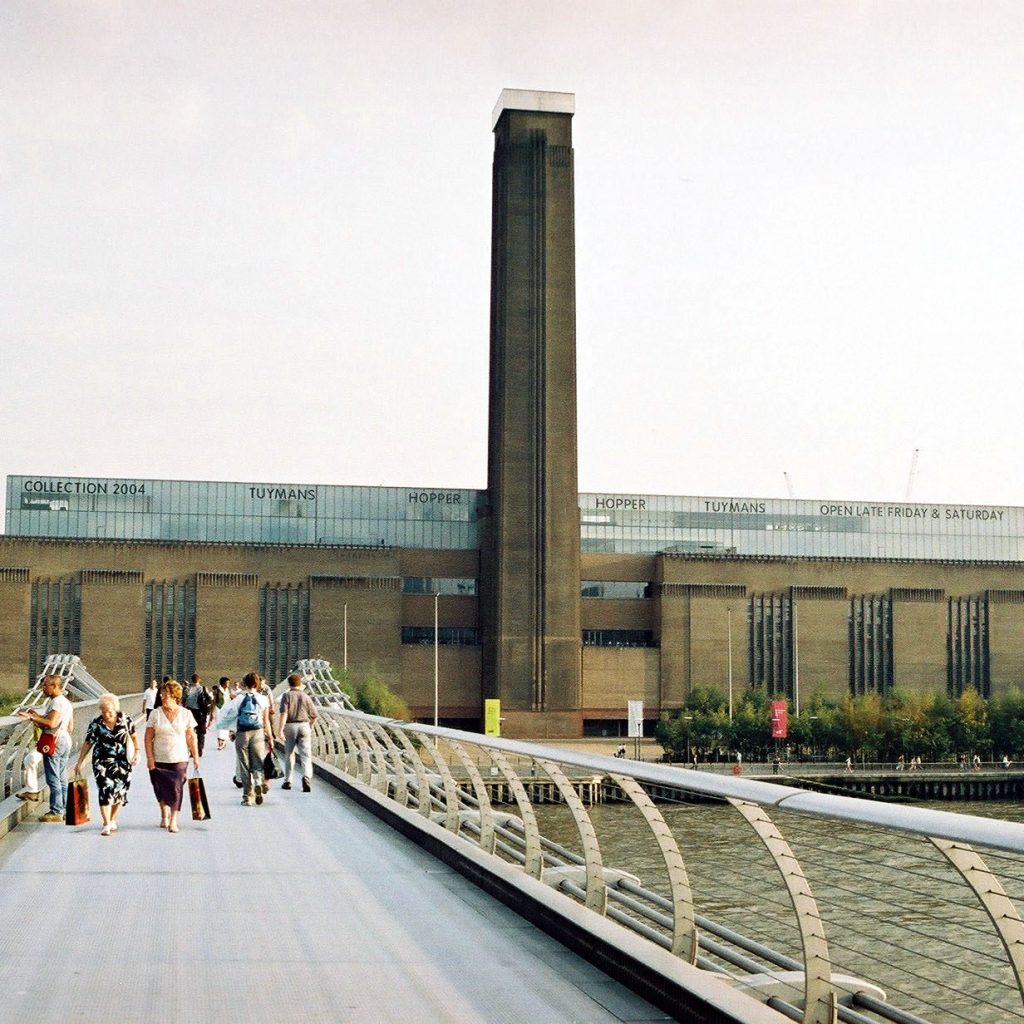 متحف تيت مودرن لندن