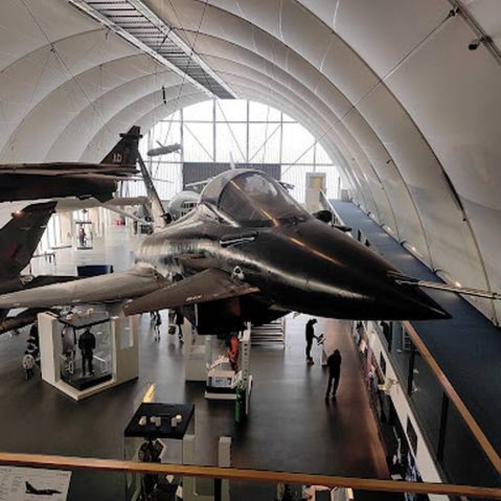 متحف سلاح الجو الملكي لندن1