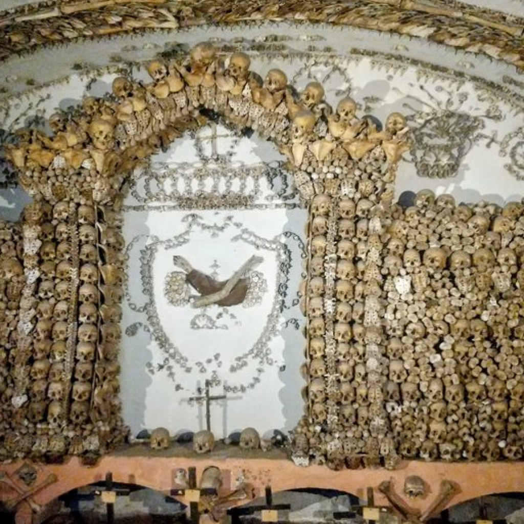 متحف وسرداب الكبوشيين (1)