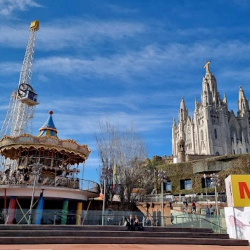 مدينة ملاهي تيبيدابو