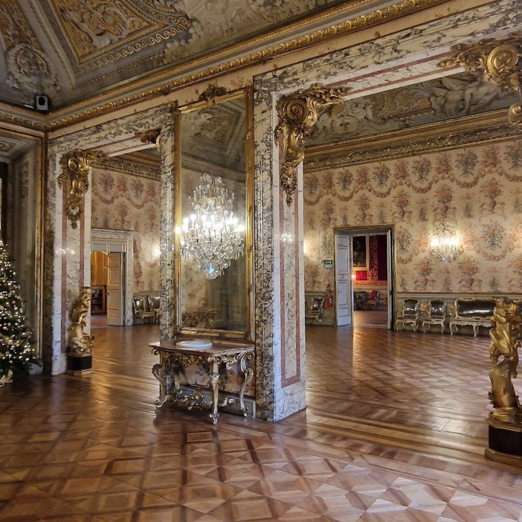 معرض دوريا بامفيلي (5)