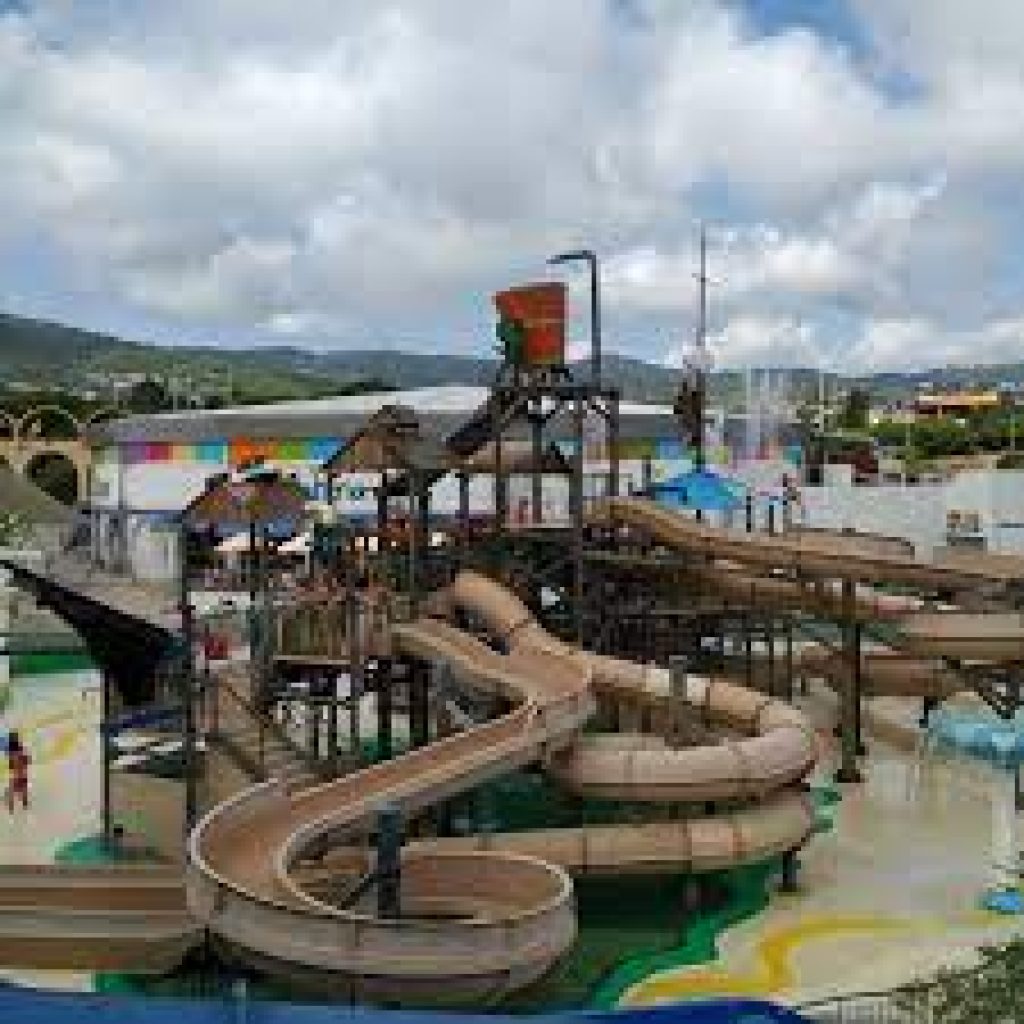 ملاهي ايلا فانتاسيا المائية