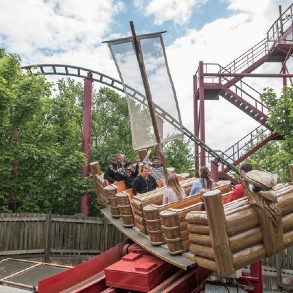 ملاهي شيسينغتون عالم المغامرات لندن