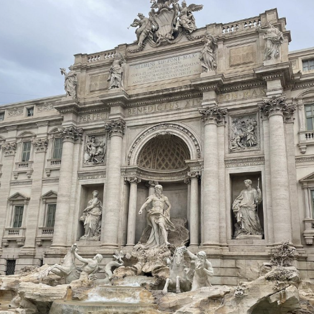 نافورة تريفي (2)