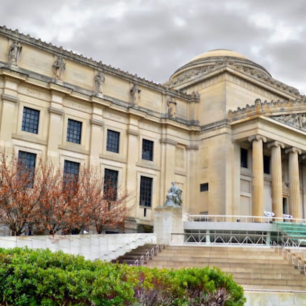 متحف بروكلين ١