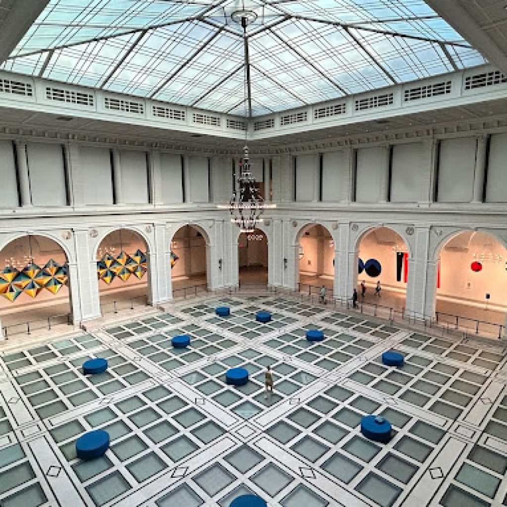 متحف بروكلين ٢