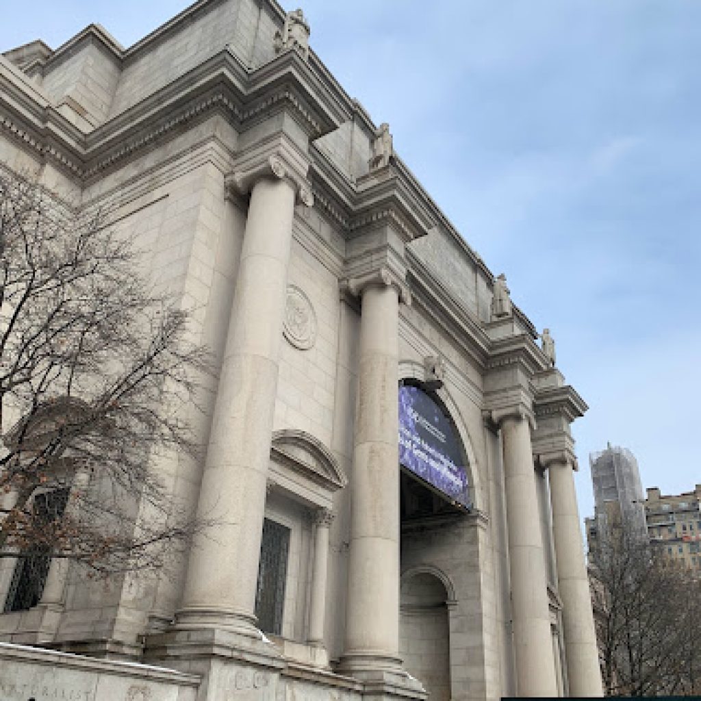 المتحف الأمريكي للتاريخ الطبيعي ٣