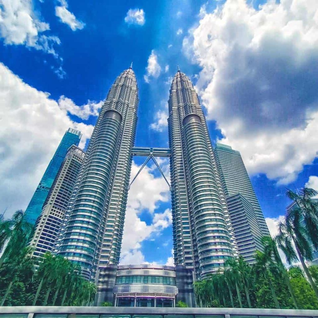 برجا بتروناس التوأم