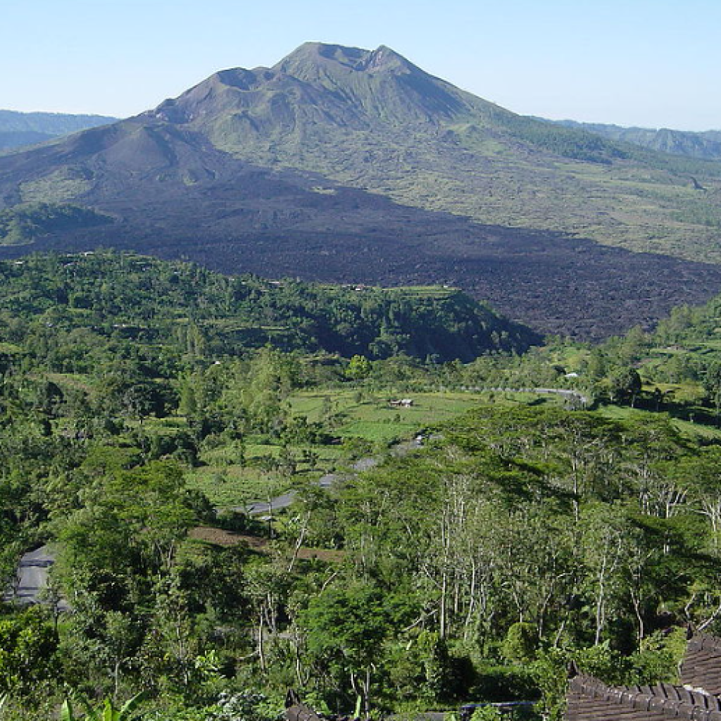 جبل باتور (1)