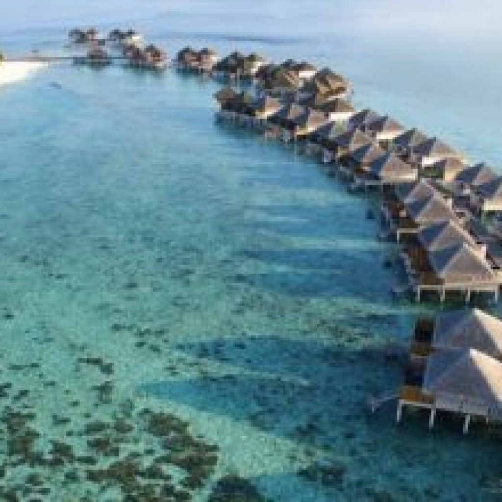 رحلة من جزر المالديف إلى جزيرة اليماتا