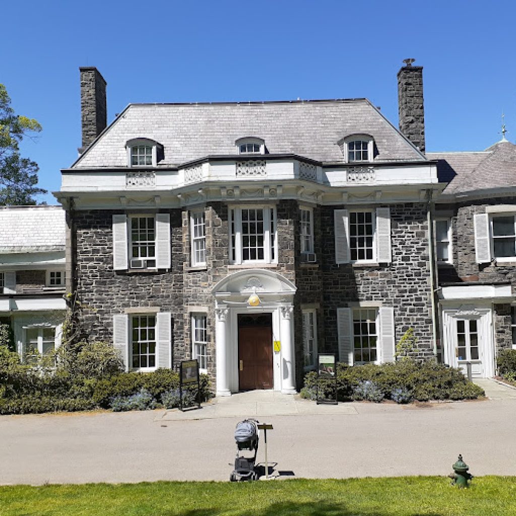 حدائق وايف هيل العامة4