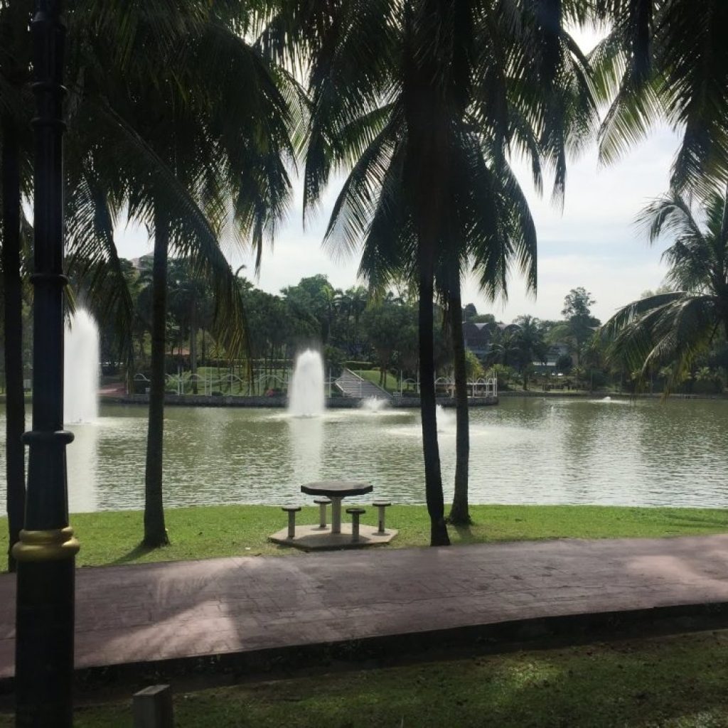 حديقة كيبونج متروبوليتان