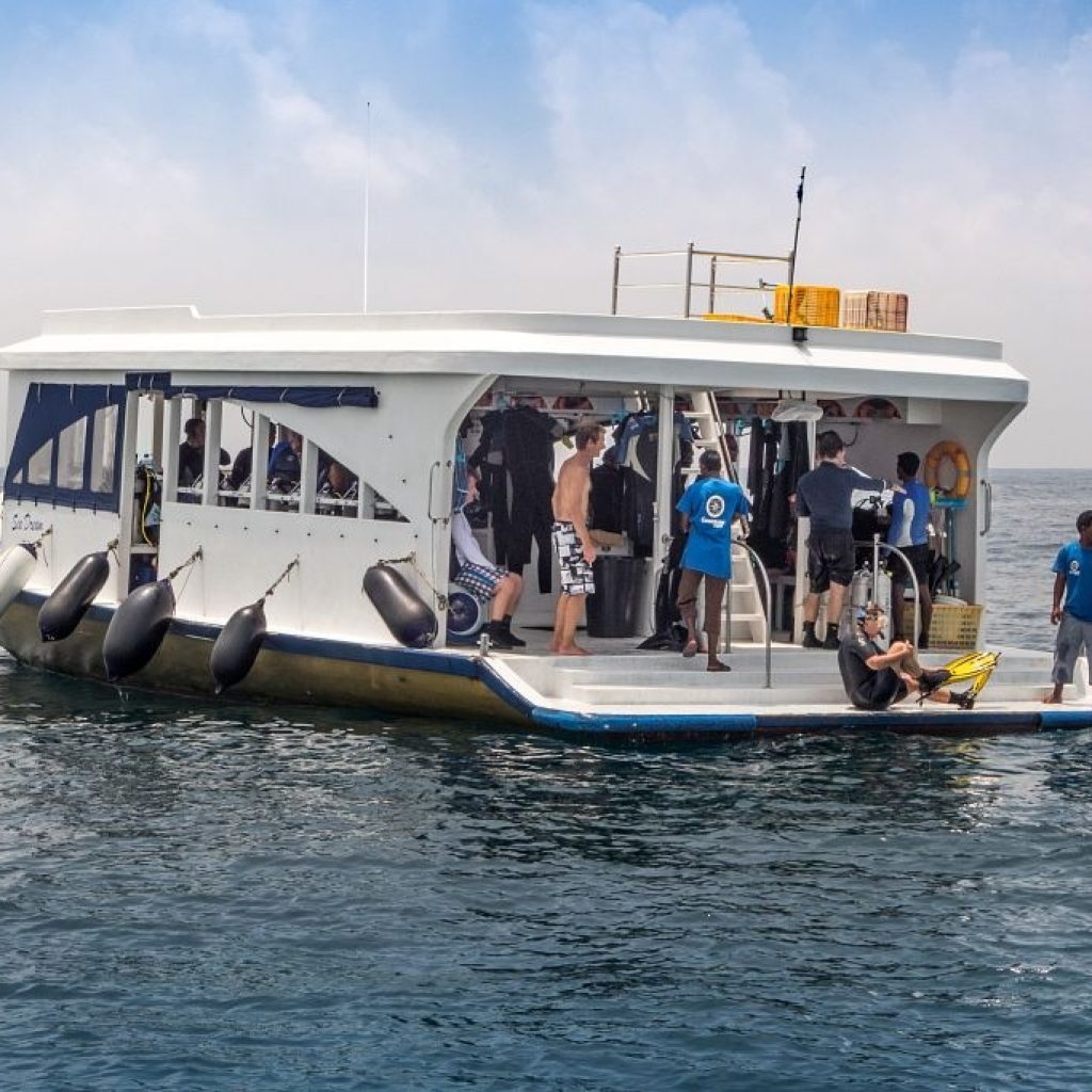 رحلة غوص مع إمبراطورية الغواصين