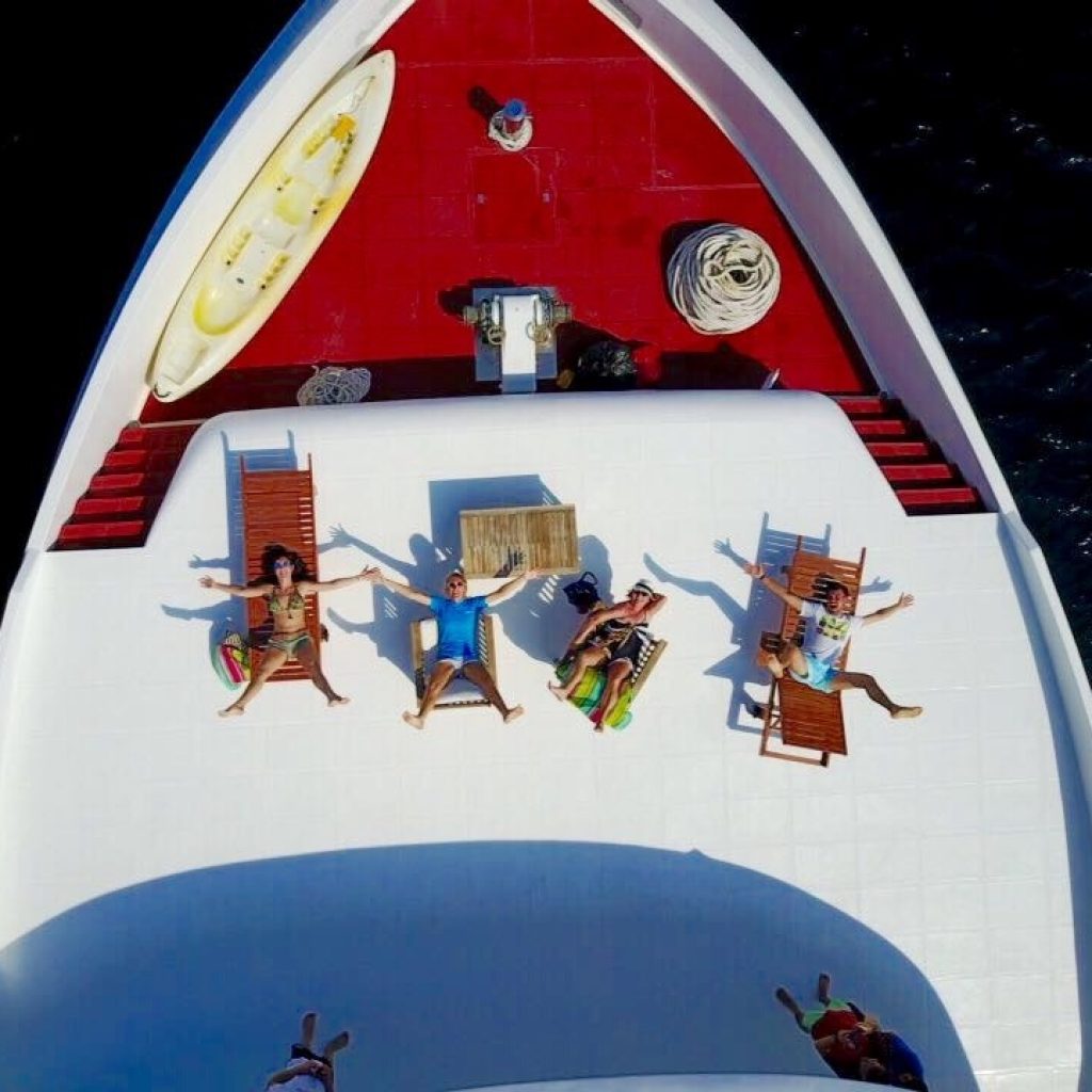 رحلة غوص مع إمبراطورية الغواصين