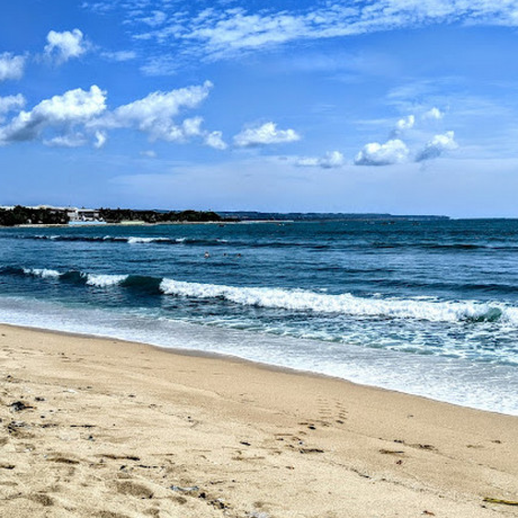 شاطئ كوتا (4)