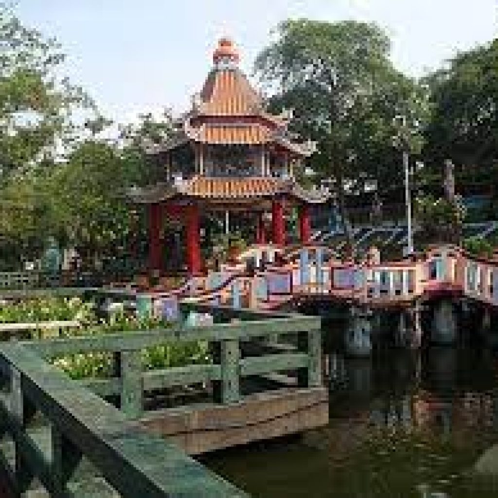 فيلا هاو بار ٤