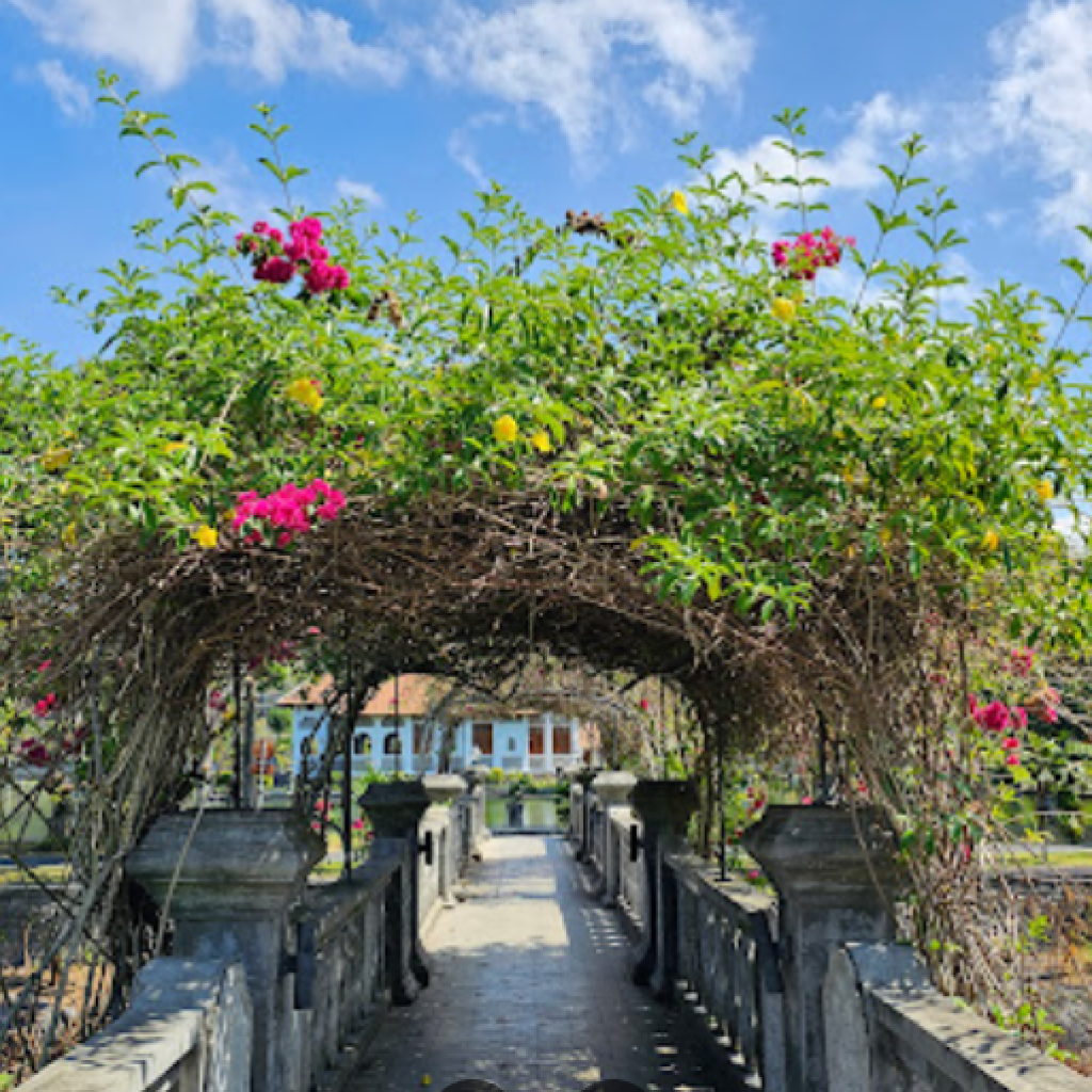 قصر أوجونغ المائي (8)