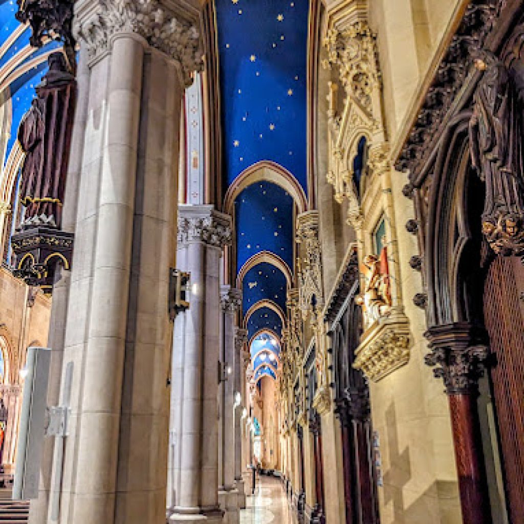 كنيسة القديسة مريم العذراء5