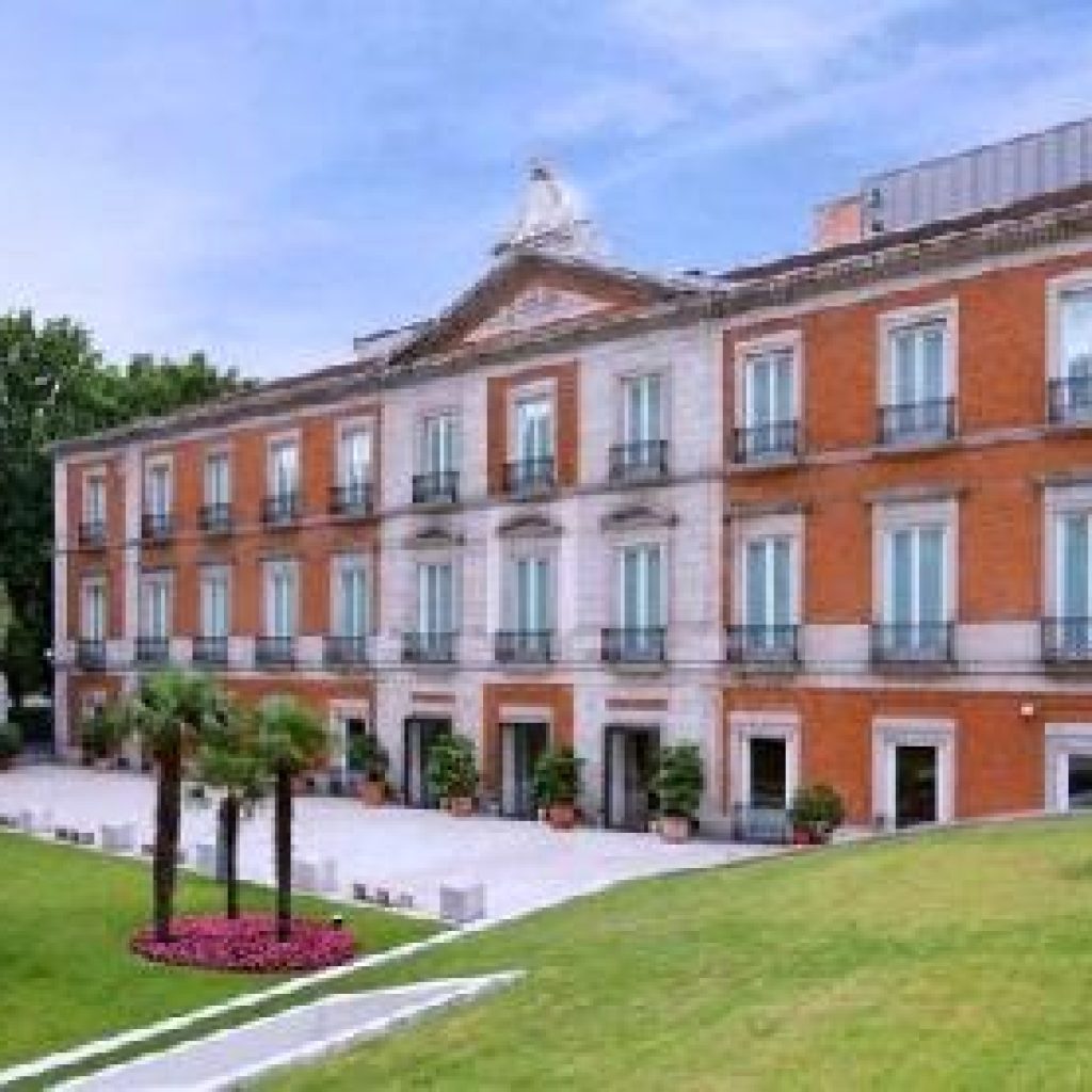 متحف تيسين ــ برونيميزا ٤