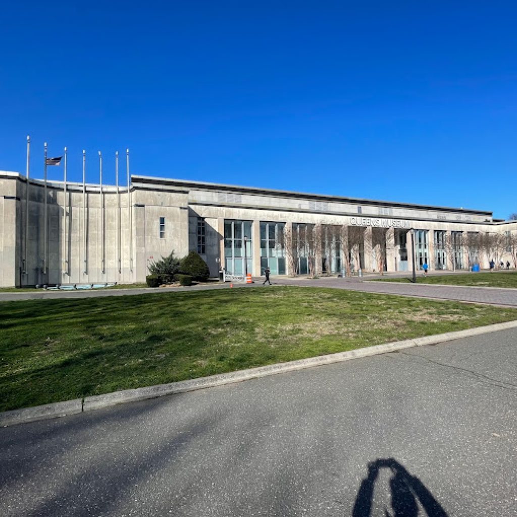 متحف كوينز ٣