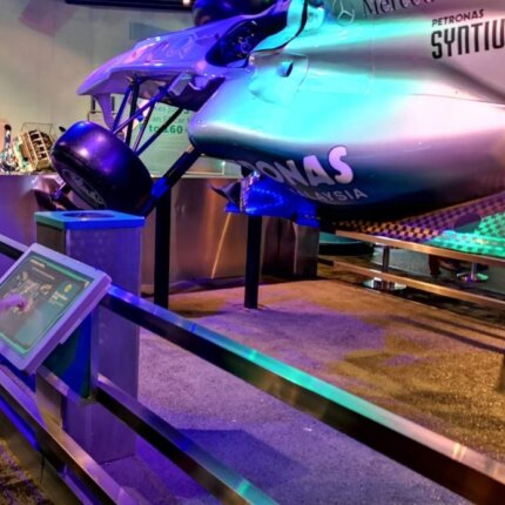 متحف مركز بتروسينز لاكتشاف العلوم