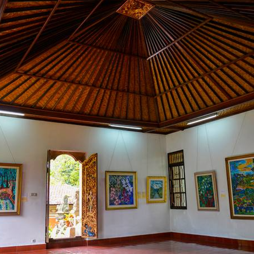 متحف نيكا للفنون في بالي