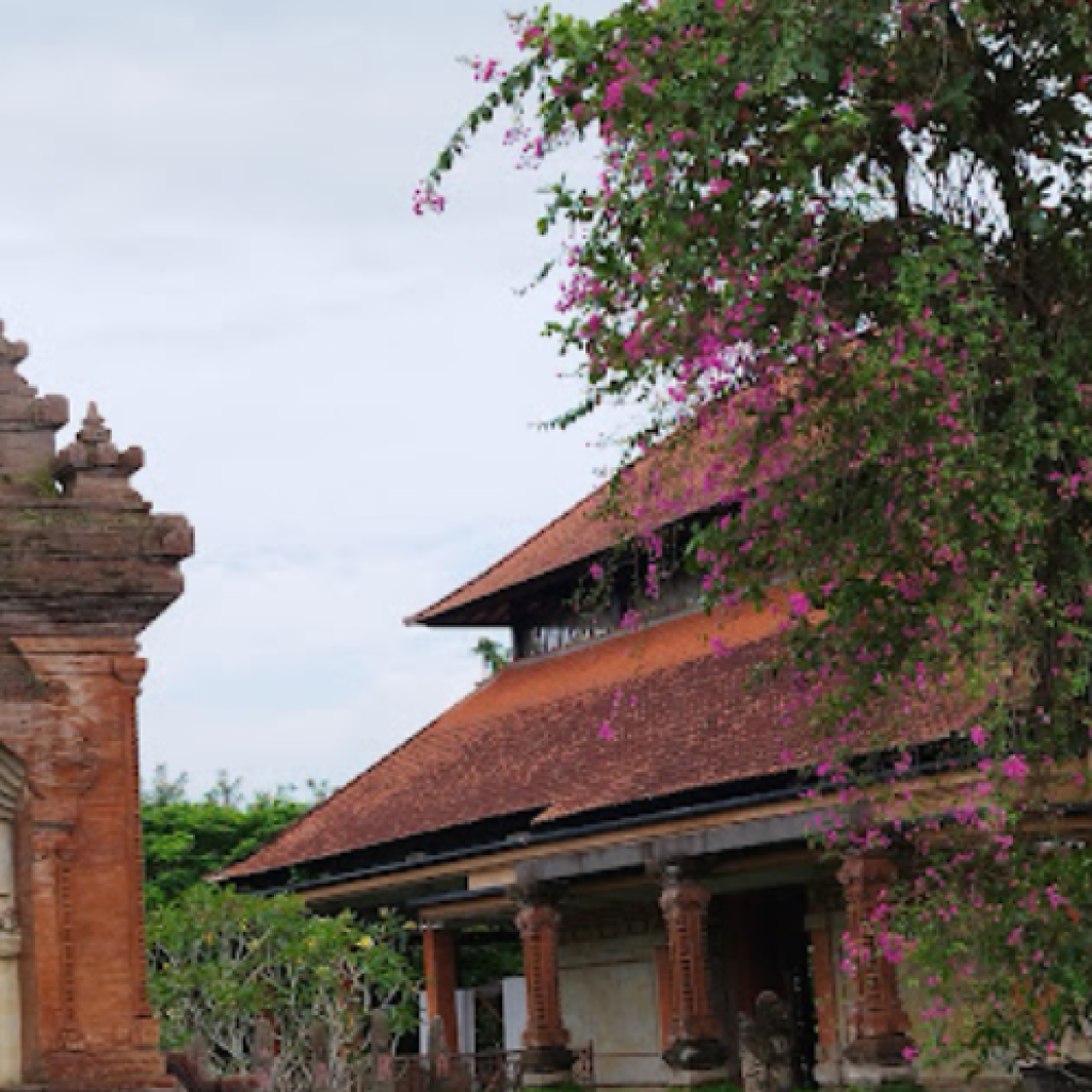 متحف نيكا للفنون في بالي