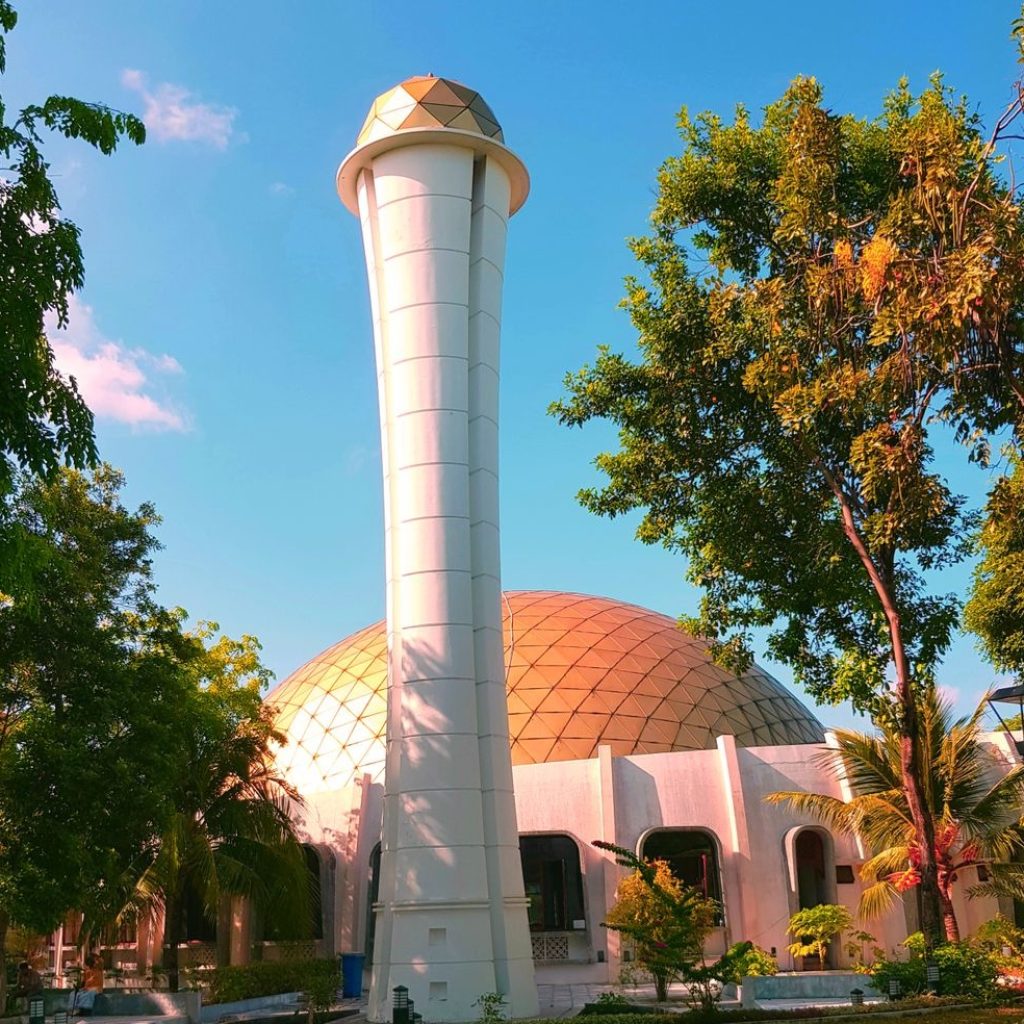 مسجد هولهومالي