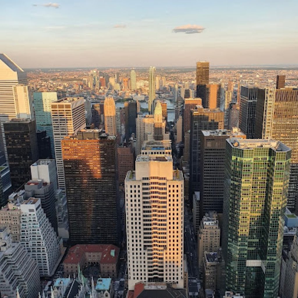 مطل برج توب اوف ذا روك2