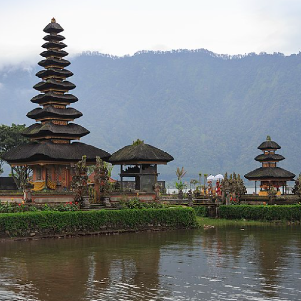 معبد أولان دانو براتان (3)