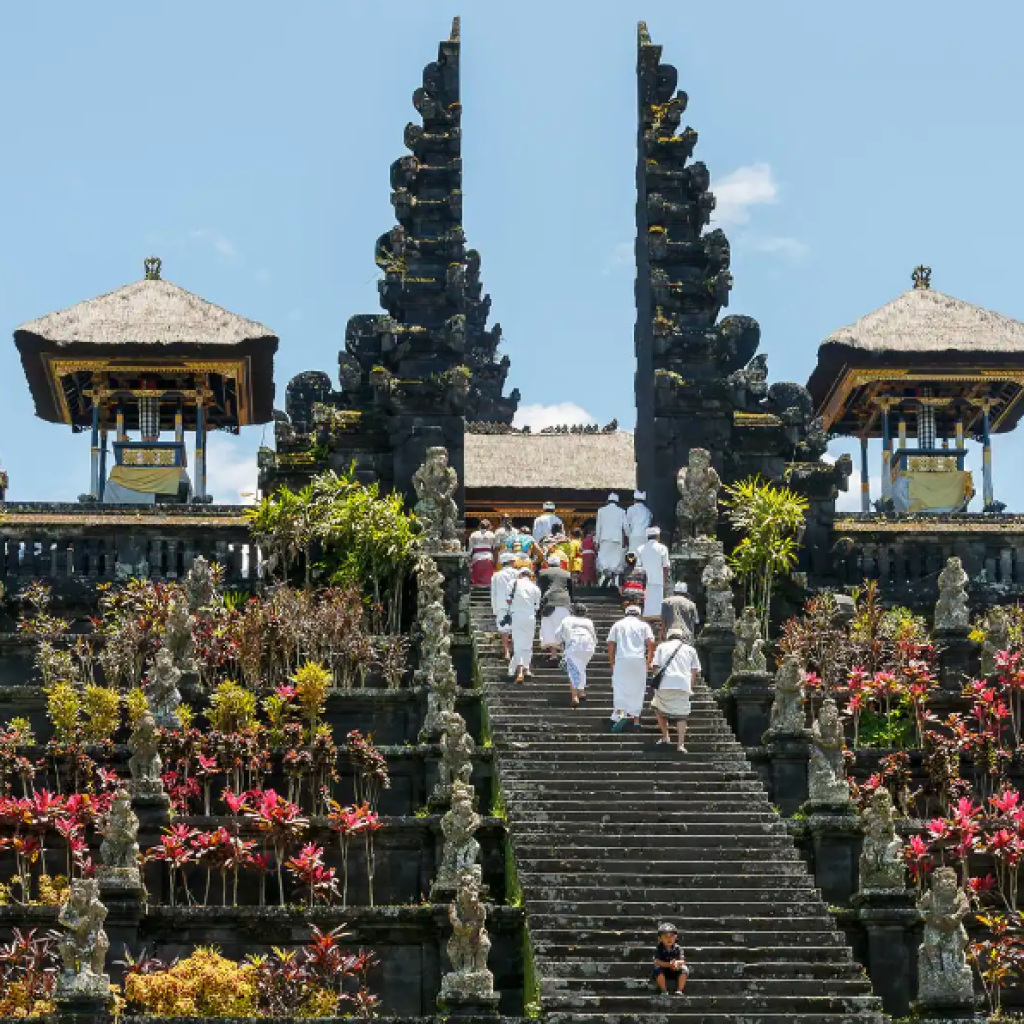 معبد بيساكيه (1)