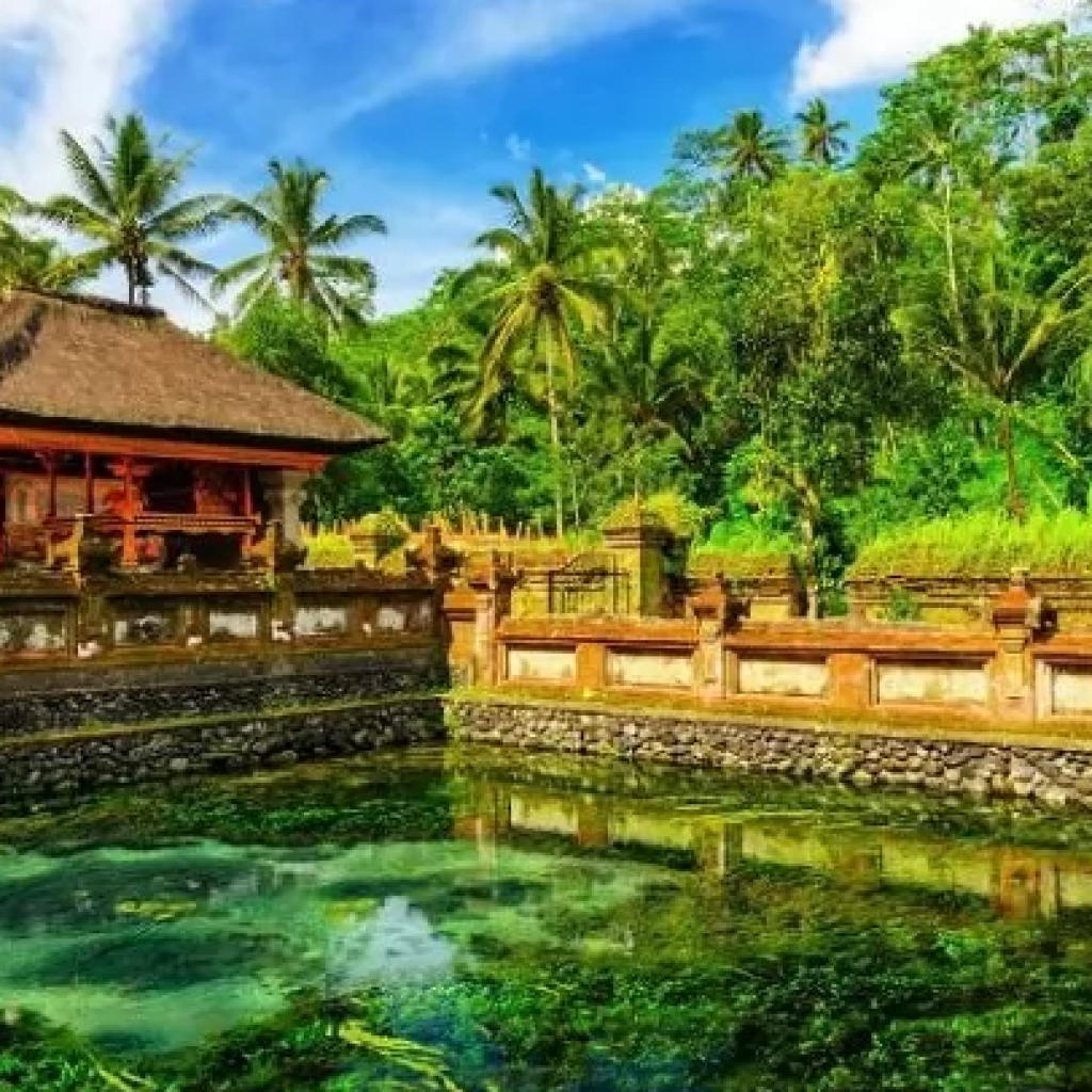 معبد تيرتا إمبول (2)