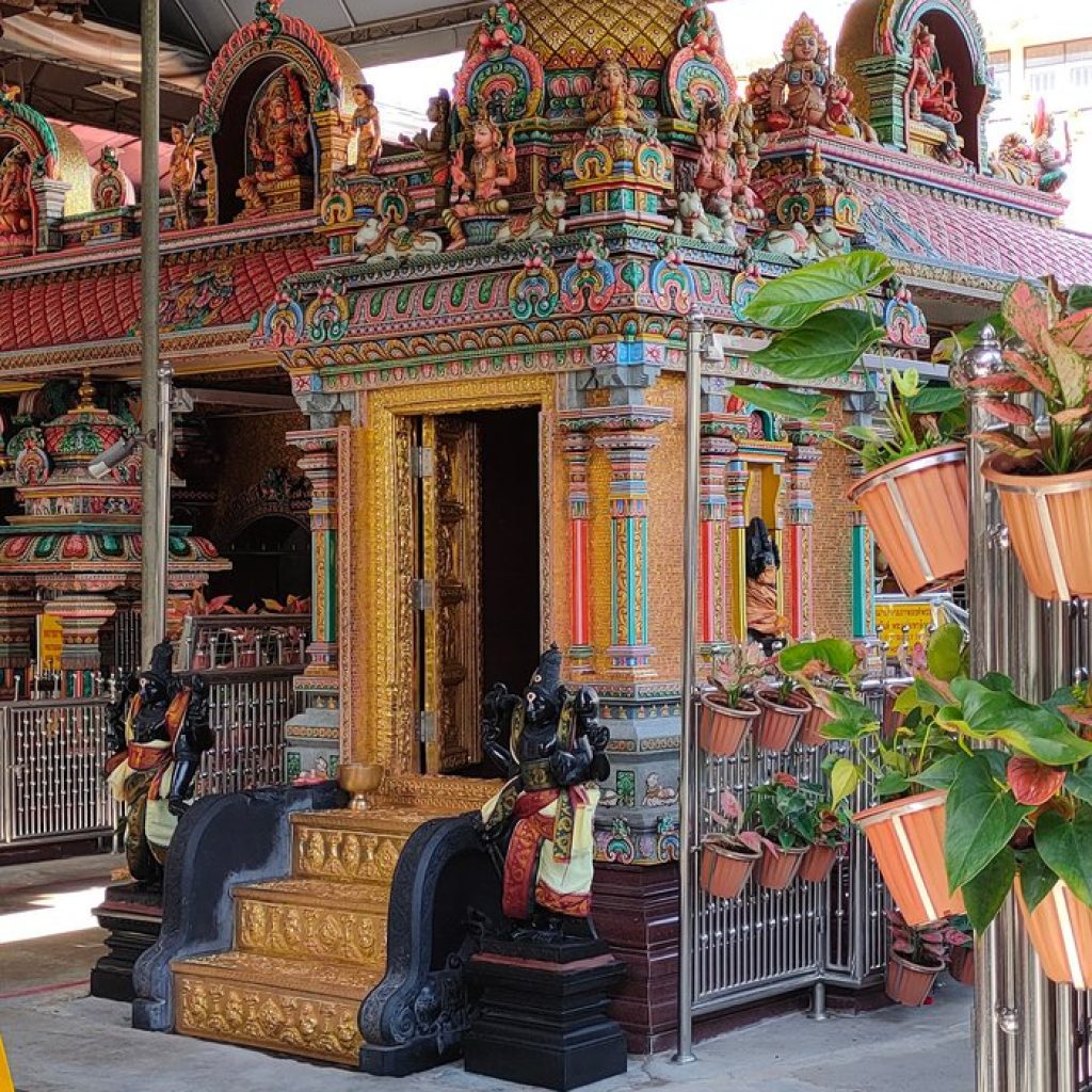 معبد سري مها مريم