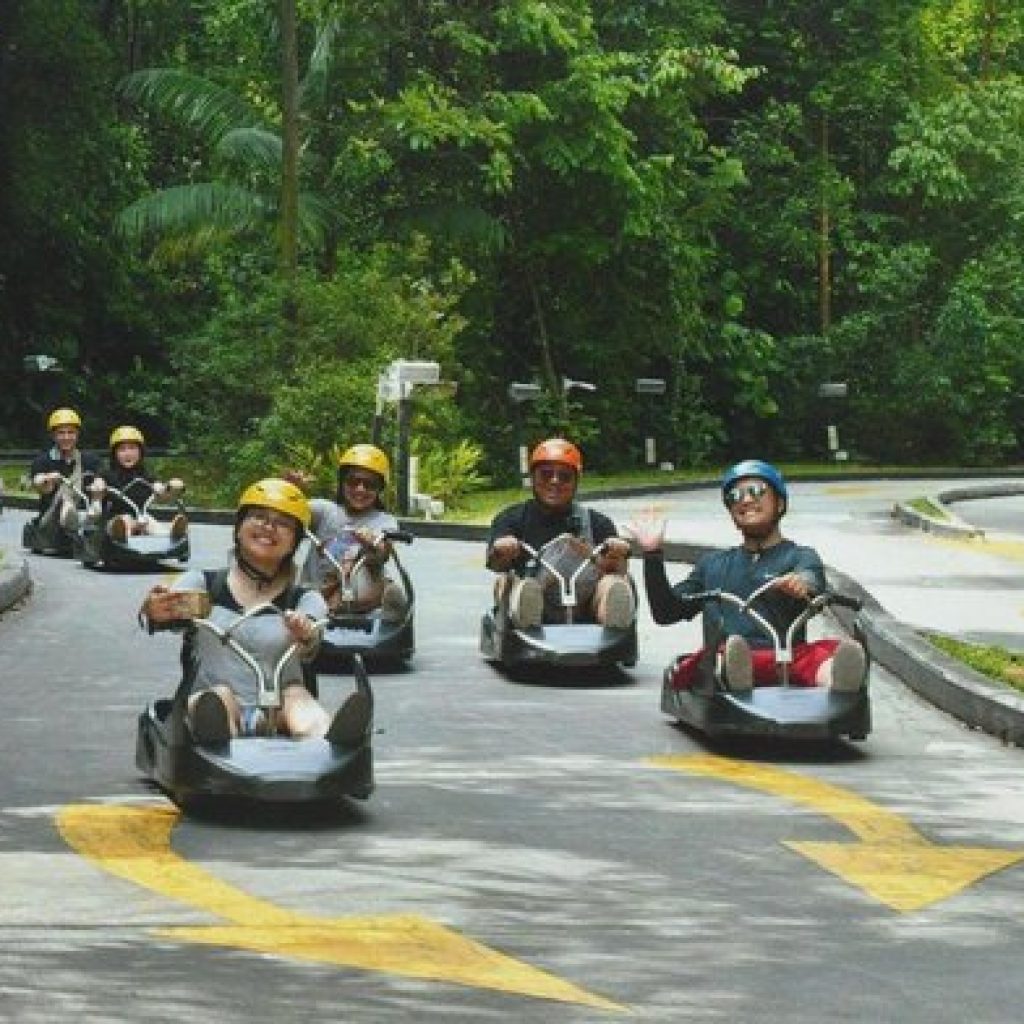 ملاهي سكاي لاين لوج سينتوسا ٥