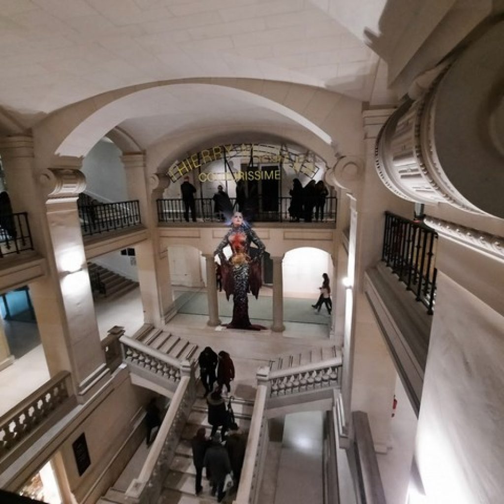 متحف الفنون الزخرفية باريس ٢