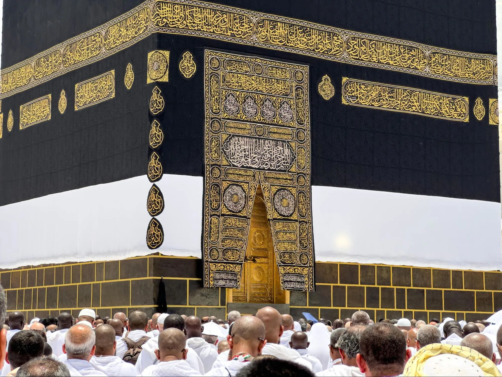 منصة نسك حج: كل ما تحتاج معرفته لتخطيط رحلة حج متكاملة